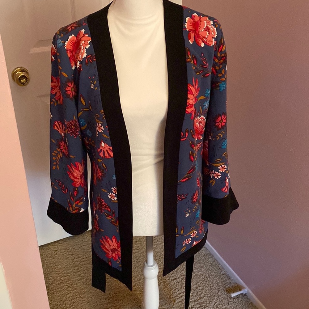 NWOT loft floral kimono